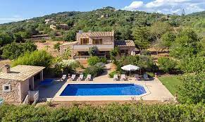 Luxusimmobilien makler von mallorca marcel remus präsentiert eine spektakuläre liegenschaft in bester lage der baleareninsel. Mallorca Finca Mit Internet Finca Mallorca Mit Internetzugang Villa Ferienhaus Mit Wlan Ferienwohnung Mallorca Mit Internet Wifi Steiner Mallorca Fincas Villen