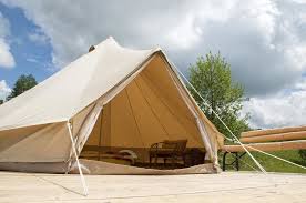 Campingurile sunt structuri de primire turistice destinate să asigure cazarea turiştilor în corturi sau rulote, astfel amenajate încât să. Top Ten Places For Camping In Romania