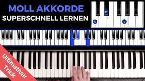 Klaviatur zum ausdrucken,klaviertastatur noten beschriftet,klaviatur noten,klaviertastatur zum ausdrucken,klaviatur pdf,wie heißen die tasten vom klavier,tastatur schablone zum ausdrucken. Alle Moll Akkorde In 5min Am Klavier Lernen Mit Diesem Trick Gelingt S Youtube