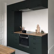 The Conifer Green Linoleum Is One Of Our Favorite Colors Here Combined With A Kitchen Design Small Ikea Kitchen Design White Wood Kitchens