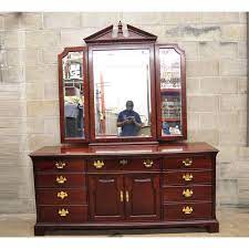 Thomasville dining room set excellent condition. Thomasville Mahogany Collection Chippendale Style Long Dresser With Mirror Chairish