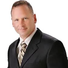 Tom Gilliam licensed real estate agent in Farmington Hills MI