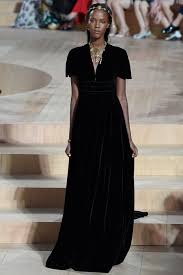 Valentino Fall 2015 Couture Collection Gallery Style Com Couture Runway Couture Fashion Valentino Couture