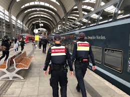 With cash manager's dashboard, you will save valuable time managing your global cash flows. Deutsche Bahn Ag On Twitter Sicher Bahnfahren Wahrend Corona Ja Wir Sorgen Dafur Dass Zugreisen Auch Im Herbst Sicher Bleiben Gemeinsam Mit Der Bupol Fuhren Wir Zahlreiche Praventions Und Kontrollaktionen Zur Einhaltung