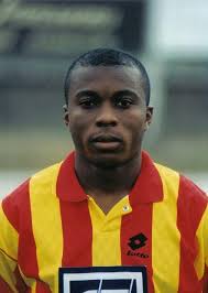 Cappellen FC vernam het overlijden van oud-speler Ngoy Nsumbu. In de  gloriejaren van Cappellen FC in de jaren negentig maakte hij samen met  spitsbroeder Salif Keita het mooie weer in de aanvalslinie