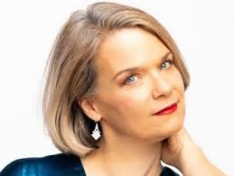 Sue's Muse: An Interview with Sally Mayes -