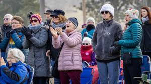 Hundreds gather at benefit concert to support 'vulnerable communities'