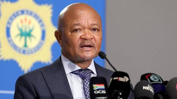 Mchunu maintains innocence, as he hands over electronic devices to Saps