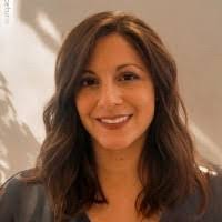 Elnaz Kermani's Instagram, Twitter & Facebook