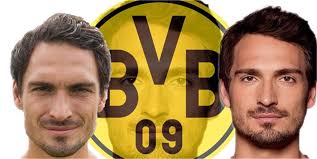 He usually plays central defender. Mit Vergleichsfotos So Haben Sich Hummels Gotze Kagawa Und Sahin Verandert