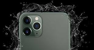 It has been a popular topic lately amongst our readers and reddit discussions some of the owners complained that the photos captured have blurry parts whilst others have complained about the delayed response to camera. Iphone 11 Pro Camera Blurry Or Black Screen Here S What You Should Know Appletoolbox