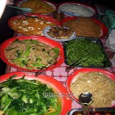 The vast majority of dishes that make up the hmong cuisine are not. Hmong Night Market Luang Prabang Restaurant Happycow