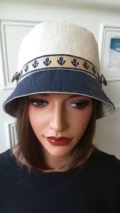 Atelier-Boutique ZÉPHYR DE SOIE confection, broderie,… à Trévou… . (photos)