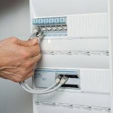 Distribubution Des Signaux Telephoniques Et Tv Sur Les Prises Domotique Domotique Maison Pose Parquet Flottant