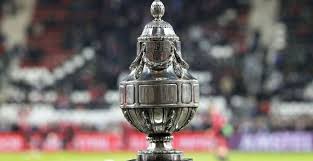 Het was de achtste race van het seizoen 2019. Halve Finales Knvb Beker Feyenoord Az Fc Utrecht Treft Stuntploeg Vvsb Voetbalprimeur Nl