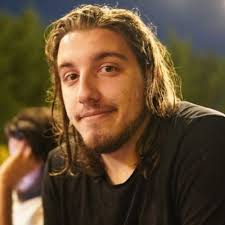 Dan Straitz (@regularhairdan)