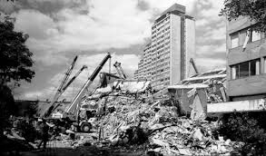 Fue en el año de 1985, un año muy lejano para nosotros. 30 Anos Han Pasado Y El Sismo Del 85 Sigue Vivo En La Memoria