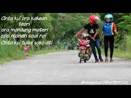 Untuk kamu yang mencari referensi kata kata romantis bisa melihat beberapa sumber berikut ini. Kata Kata Jupiter Z Bahasa Jawa