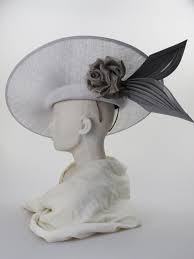Tilted Hat Side View Label Philip Treacy Pale Grey Sinamay Large Tilted Hat With Silk Rosette And Buntal Art Deco Veiled Hats Philip Treacy Hats Hats