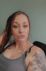 Sarah Mcauliffe's Instagram, Twitter & Facebook