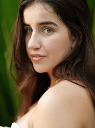 Fashion stylist services in Bali available