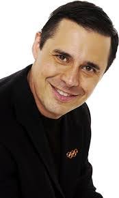 Robert Virgilio's Instagram, Twitter & Facebook