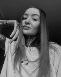 𝐀𝐍𝐍 𝐁𝐎𝐍𝐍 (@bonn.anny) · Instagram photos and videos