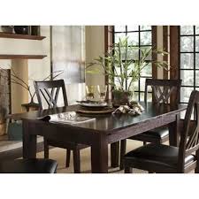 dining room montreal vers a table