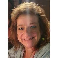 Laura Lisch's Instagram, Twitter & Facebook