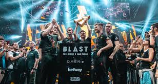 A top counterstrike gamer makes from $8,000 to $15,000 a month in salary. What Are The Salaries Of A Cs Go Roster Cs Go Esports Com