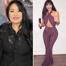 Selena S Sister Liked Kim Kardashian S Costume Selena Quintanilla Outfits Kim Kardashian Costume Selena Costume