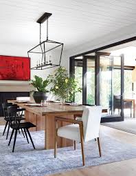 30 Dining Rooms That Invite The Outdoors In In 2020 Outdoor Dining Room Modern Dining Room Dining