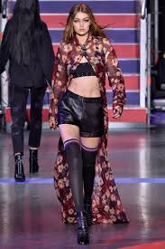 Partly because of the pandemic, but also because she gave birth to her daughter, khai hadid malik, this past september. Gigi Hadid Walks In Tommy Hilfiger S Lfw Show Teen Vogue
