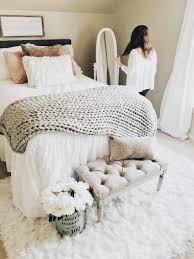 How To Make Your Growing Daughter S Bedroom Look More Sophisticated She Gave It A Go Farm House Living Room Home Bedroom Design