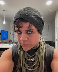 Cristobal Chavez (@crissrazorheart) • Instagram photos and videos