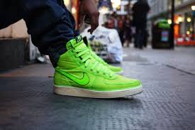 Black And Lime Green Nike Sneakers Pin By Unique Brown On Random Sh T Green Nike Shoes Nike Shoes Janoski Mens Nike Shoes