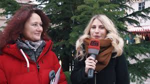 Sind nicht nur von der homepage verschwunden, sondern moderieren überhaupt nicht mehr. Gong 97 1 Sabrina Kannst Du Eigentlich Einen Weihnachtsmarkt Eroffnen Youtube