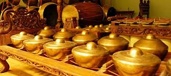 Mengenal alat musik daerah gamelan jawa. Makalah Gamelan Hary Cahyadi