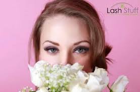 Lash Stylist of The Week