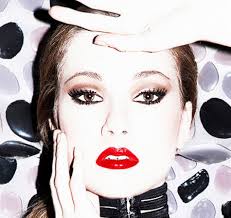 Dena Dement's Instagram, Twitter & Facebook