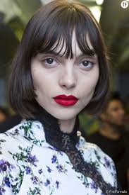 Les meilleures coupes de cheveux pour femmes et hommes 2021 ici! Coupe De Cheveux Femme 2018 Les 10 Tendances Coiffures Printemps Ete Terrafemina