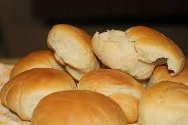 Khas untuk makan sendiri atau bisnes. Roti Bun Manis Azie Kitchen