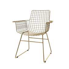 It is a model that will add movement to your decoration with its stylish and modern design. Metal Wire Chair With Arms Brass 56x72x86 House Of Orange