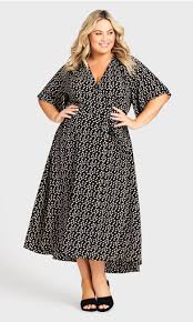 From sharp suits in standout designs and unique shades through to smart and versatile men's wedding shoes, we've got everything you'll need to nail that wedding dress code. Plus Size Wedding Guest Dresses Avenue Com