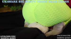 Unaware Big Booty Teddy Bear Butt Crush - HD 1080p [预览]