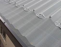 Gutter net protect is a convenient solution for the protection of a rain gutter from dirt. Gutter Guard Sunshine Coast Dragon Roofing