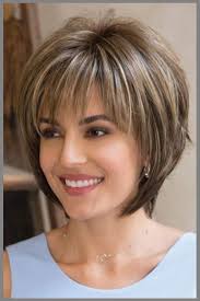 Short length hairstyles for round and fat faces look the best when the hairstyles are kept as simple as possible. Short Hairstyles For Round Faces Fabulessinheels