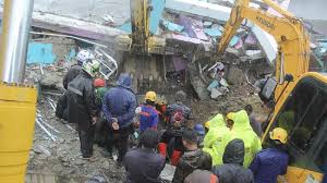 Menanggapi rangkaian gempa bumi yang menimbulkan ratusan korban di sulawesi barat sejak kemarin hingga jumat (15/1/2021), badan sar nasional mengirim tim untuk membantu proses. Vb8pwgtg87bnrm