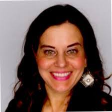 Carrie Riedel's Instagram, Twitter & Facebook