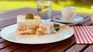 Gruptan minimum sipariş 600,00 tl. Limoncello Tiramisu Sommerliches Tiramisu Mit Zitrone Und Limoncello Bayern 1 Radio Br De